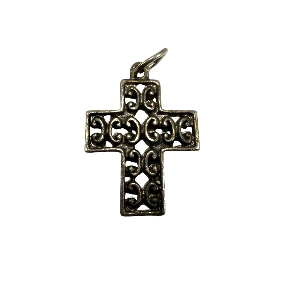 Vintage Silver Tone Filigree Cross Pendant Ornate Scrollwork Religious‎ Charm